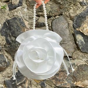 NWT - Elegant Bridal White Rose Clutch with Pearl Handle